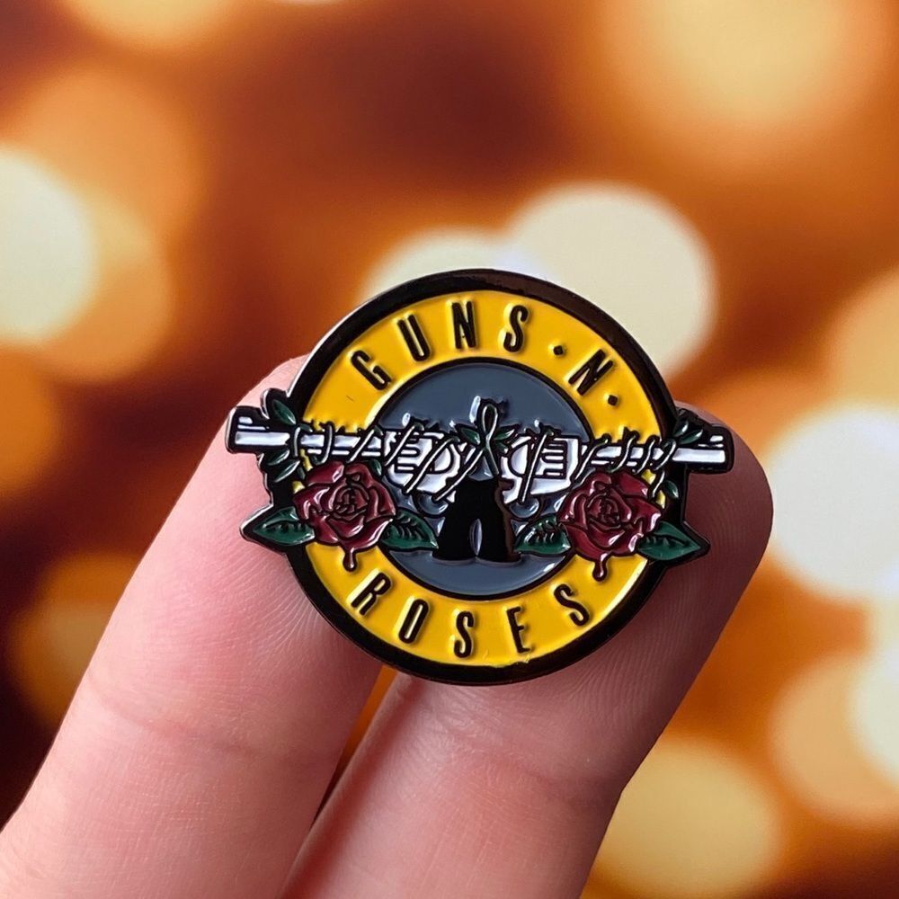 Guns N Roses 🥀 Enamel Pin/ Brooch
